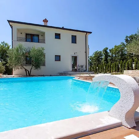 Birikina 3 Bei Porec Mit Pool Apartmán Nova Vas (Porec)