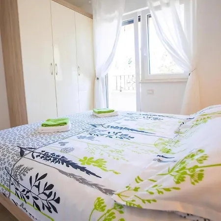 Birikina 3 Bei Porec Mit Pool