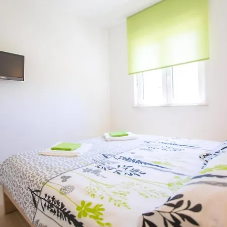 Birikina 3 Bei Porec Mit Pool Apartmán *